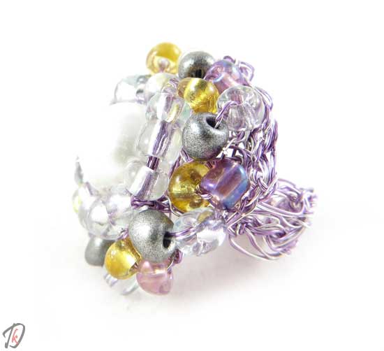 Small purple ring/prstan
